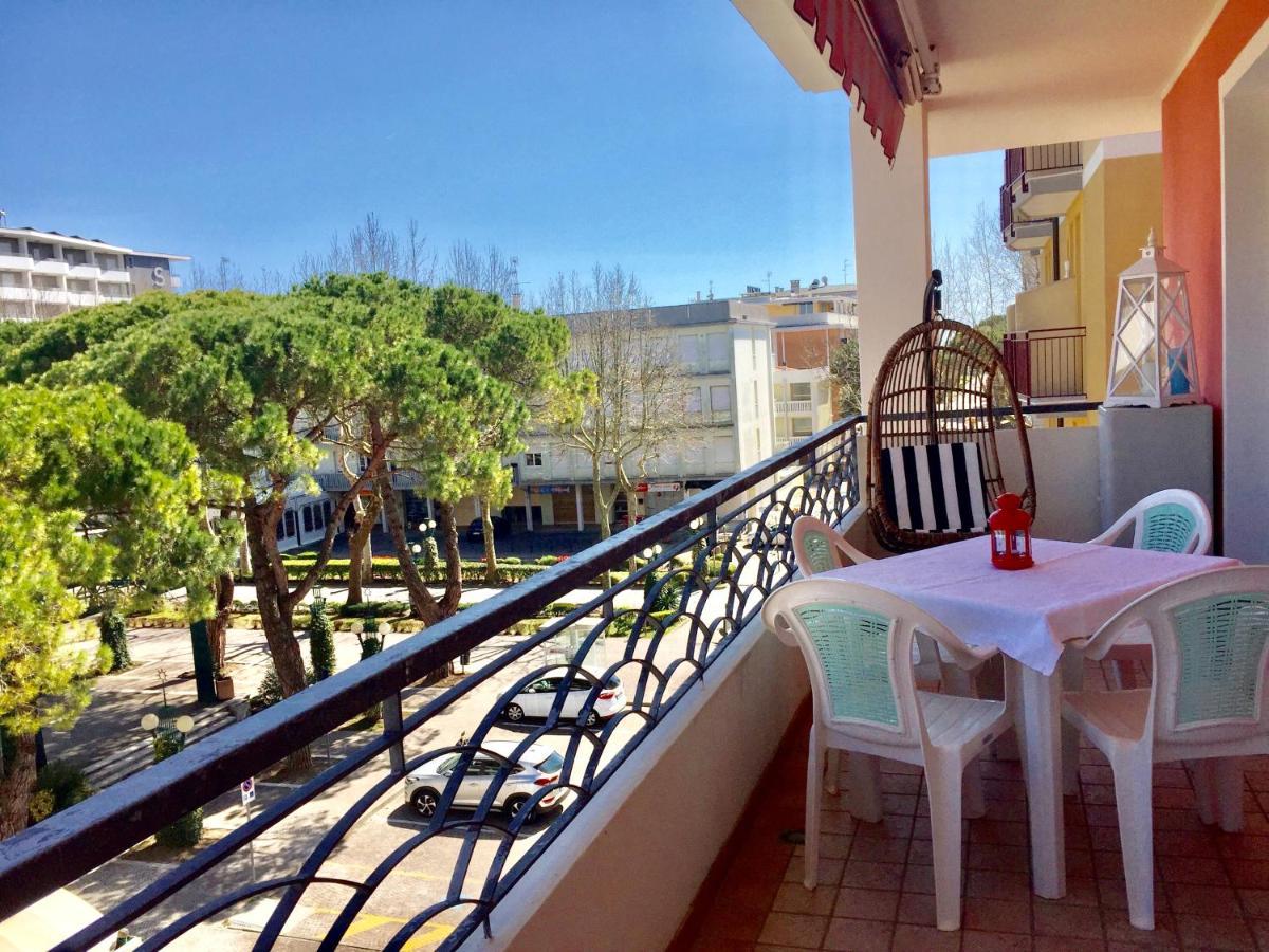 Casa&Ristorante Merano - Apartments Bibione Exterior foto